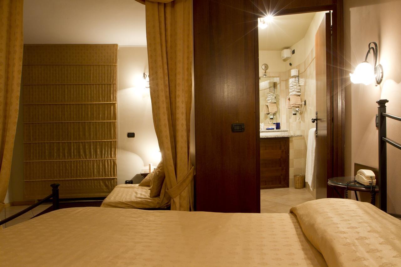 אסטי Hotel Rainero מראה חיצוני תמונה