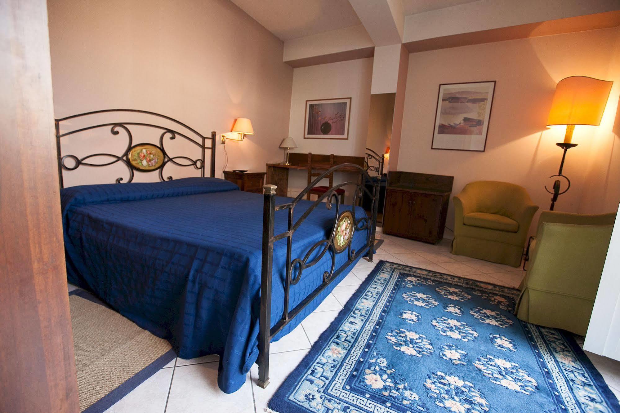 אסטי Hotel Rainero מראה חיצוני תמונה